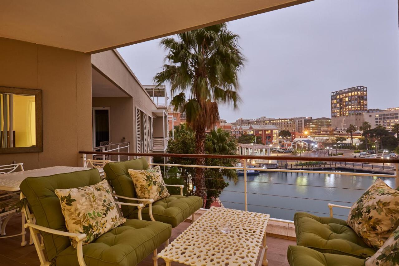 African Elite Waterfront ケープタウン エクステリア 写真